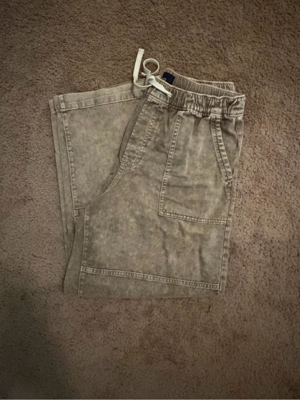 Gap Women’s High Rise Wide-Leg Utility Pull-On Jeans